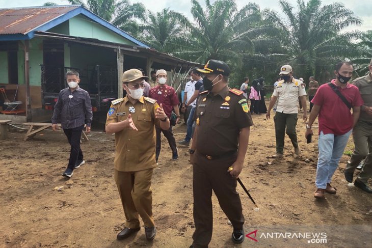 Bupati Mukomuko Tinjau Lokasi Pembangunan Alun-Alun