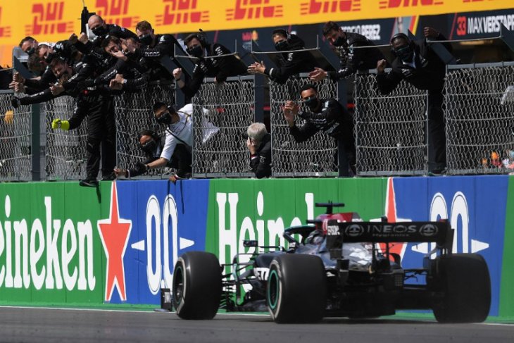 Lewis Hamilton juarai F1 GP Portugal untuk kemenangan ke-97