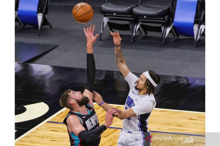Tripoin Anthony bawa Magic menang tipis atas Grizzlies 112-111