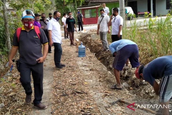 Hujan tak turun, warga Gunung Kidul mulai kesulitan air bersih