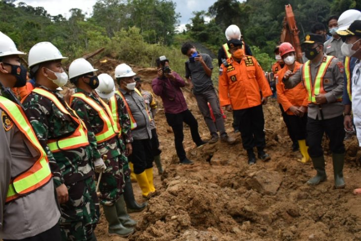 Kapolda Sumut minta semua kemampuan dikerahkan untuk penanganan longsor Batang Toru