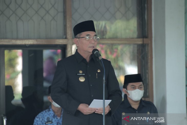 Pemkab HSS peringati Hardiknas 2021