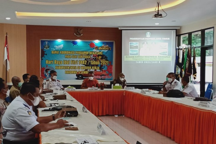 Bakorwil Jember minta kepala daerah tegas larang warganya mudik