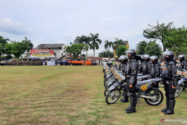 Tim gabungan kawal empat gerbang masuk Jambi di Jalinsum