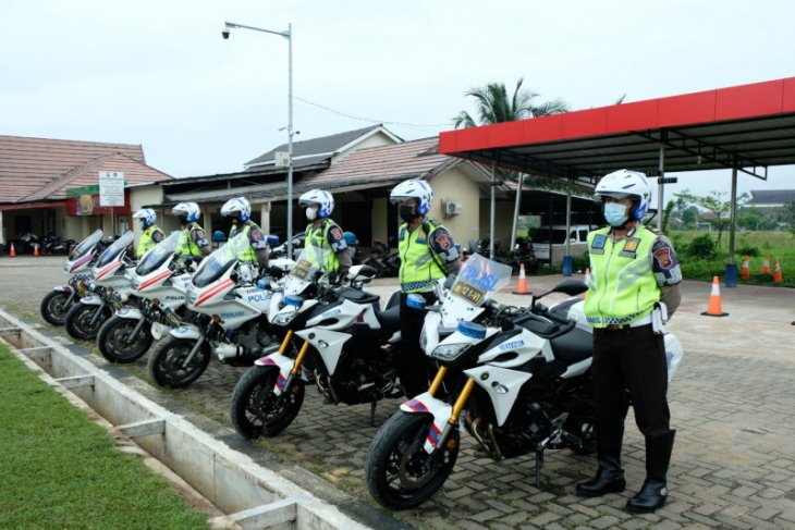 Polda Kalbar cegah penyebaran COVID-19 dengan penyekatan