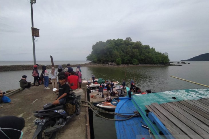 Layanan angkutan speedboat jurusan Sukadana- Pontianak sementara ditiadakan