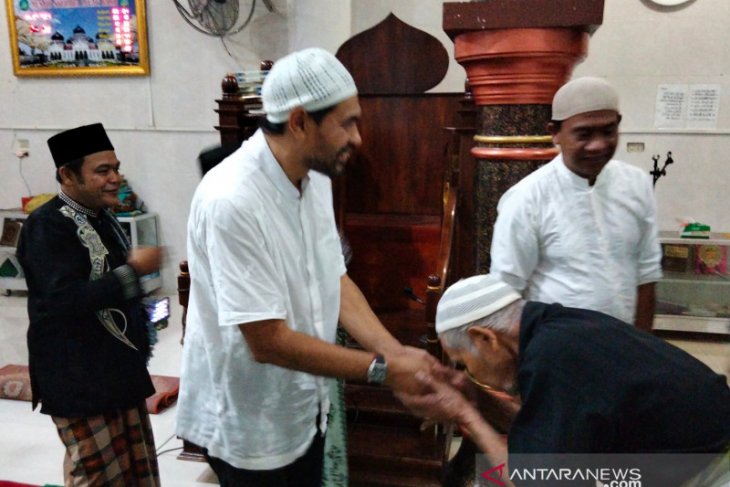Mualem disambut antusias di Nagan Raya