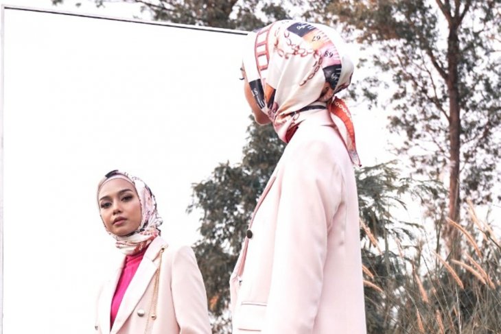 Pedro gandeng dua model kampanyekan #UbahLangkahmu