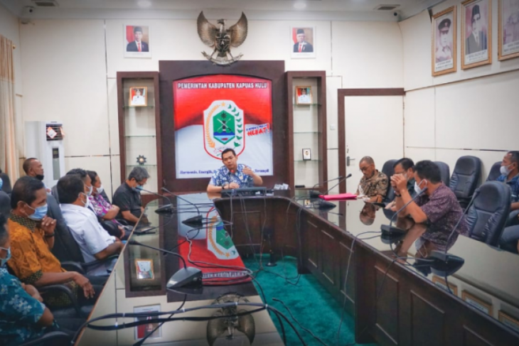 Bupati Kapuas Hulu terima usulan pembangunan jembatan di Semitau