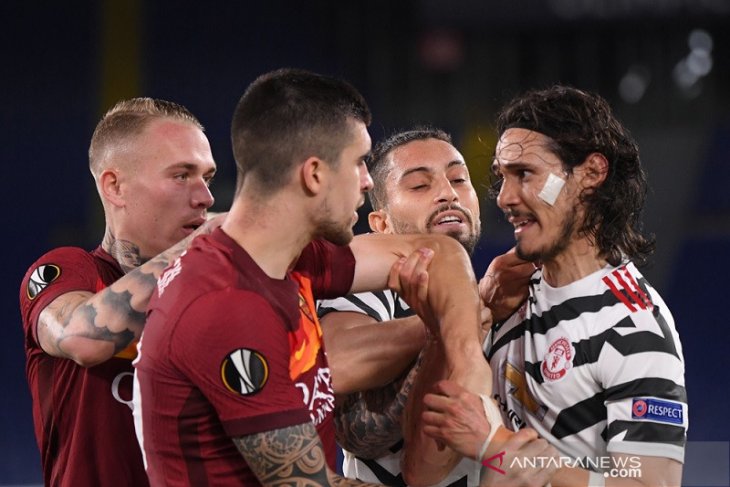 MU ke final Liga Europa walau kalah di leg kedua lawan Roma