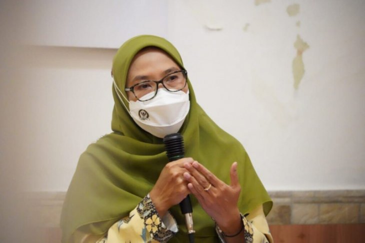 Pemerintah perlu cegah kerumunan di pasar dan mal jelang lebaran
