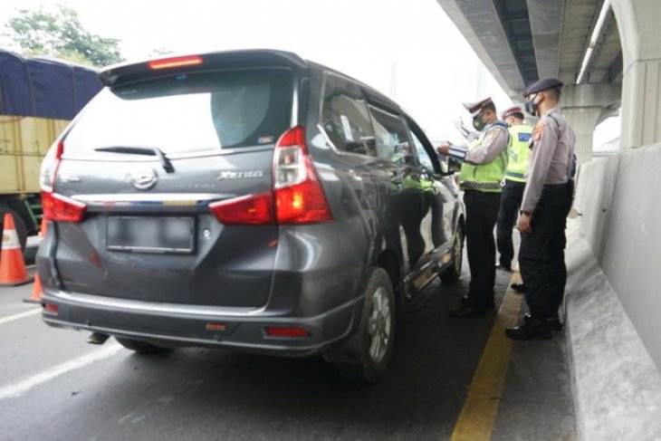 Jasa Marga: 648 kendaraan diputar balik di Tol Japek pada 6 Mei 2021
