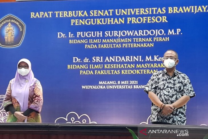 Universitas Brawijaya kukuhkan dua profesor sekaligus