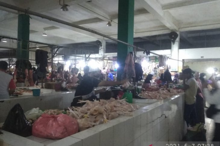 Pemkab Bangka Tengah kendalikan harga daging sapi