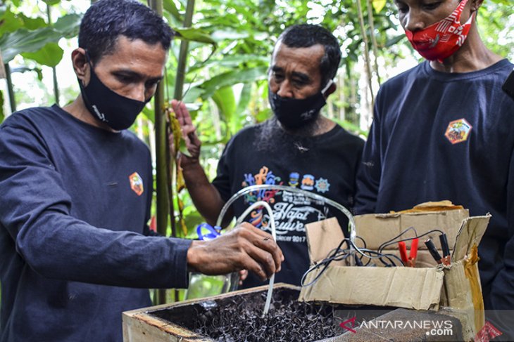 Paket menjelajah desa wisata 