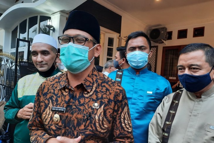 Wawali Depok imabu warga patuhi larangan mudik wilayah aglomerasi