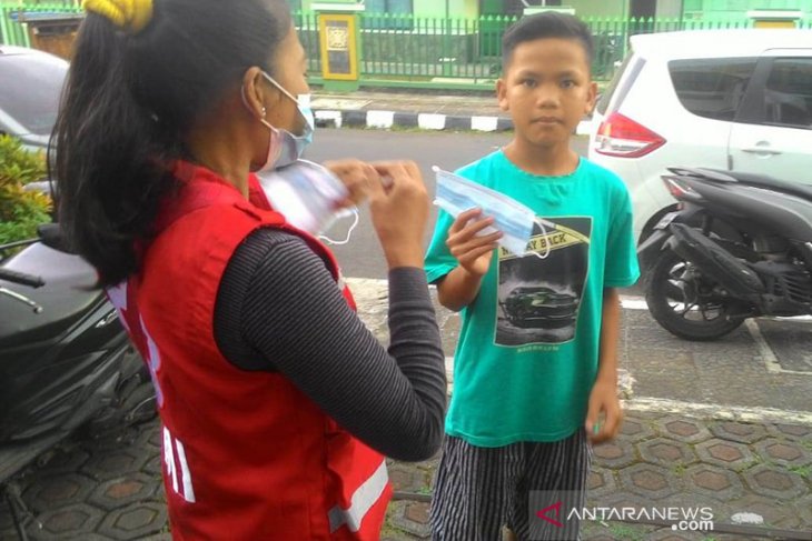 Masker masih jadi pelindung efektif tekan penyebaran COVID-19