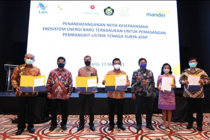 Bank Mandiri siapkan pembiayaan ekosistem panel surya