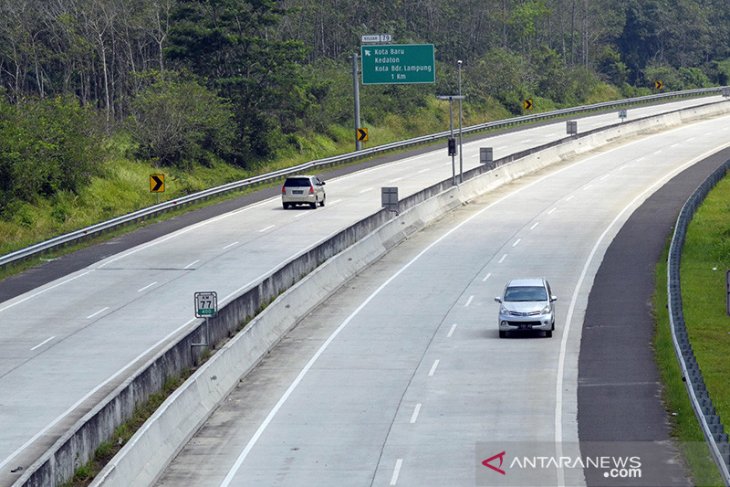 Menteri BUMN: Tol Trans Sumatera Lampung-Palembang timbulkan dampak ekonomi luar biasa