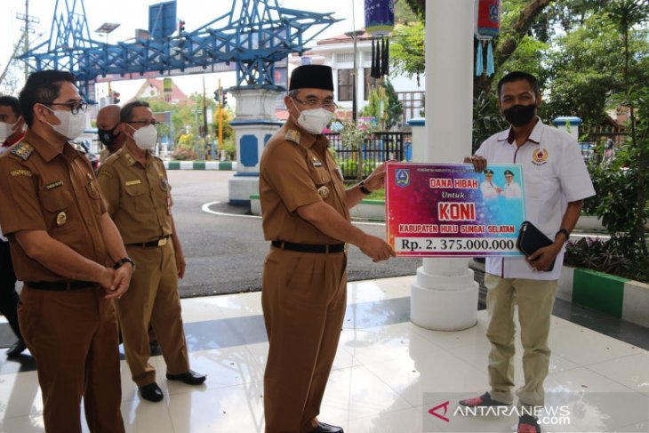 Bupati HSS : Dana hibah harus digunakan dengan baik dan dipertanggungjawabkan