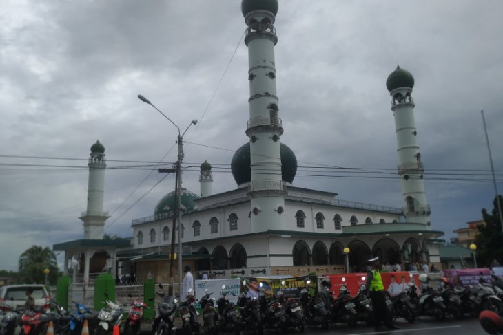 Tim gabungan keamanan Babel kawal ketat Shalat Id di masjid