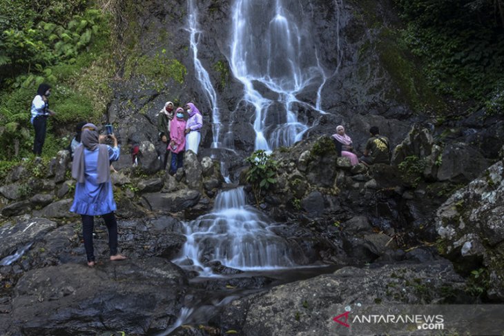 Libur lebaran di wisata alam curug tujuh 