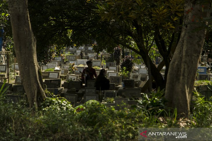 Ziarah saat Lebaran di Bandung 