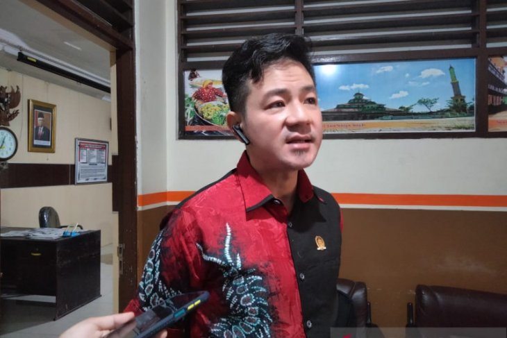 DPRD Banjarmasin nilai PPKM belum tegas diterapkan