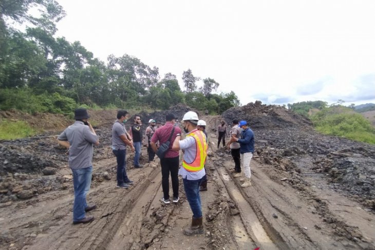 Ribuan ton batubara barang bukti di PT AGM diduga dicuri
