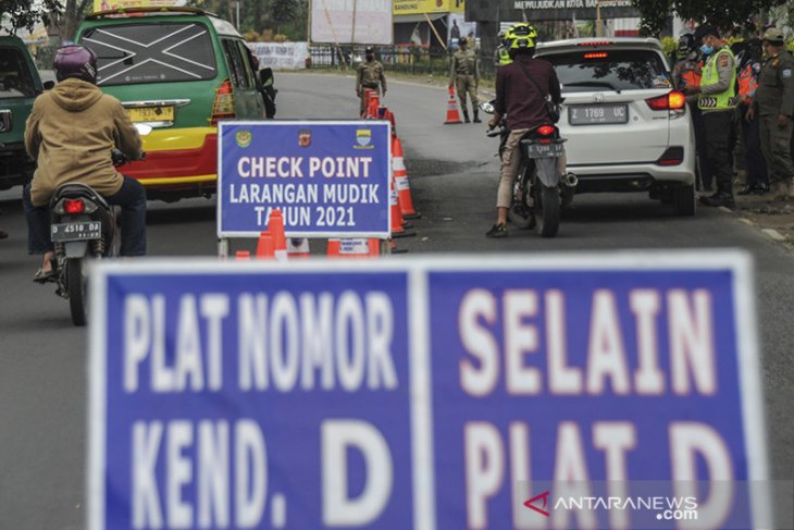 Penyekatan arus balik di Bandung 