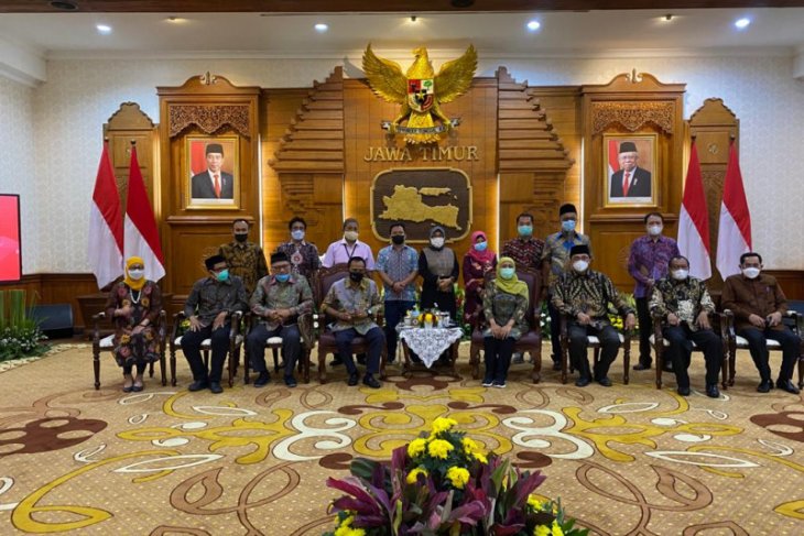 Sukses tangani COVID-19, Gubernur Jatim diusulkan dapat KAHMI Award