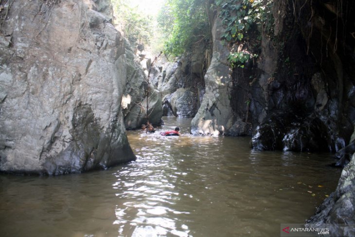 Pengelola tempat wisata