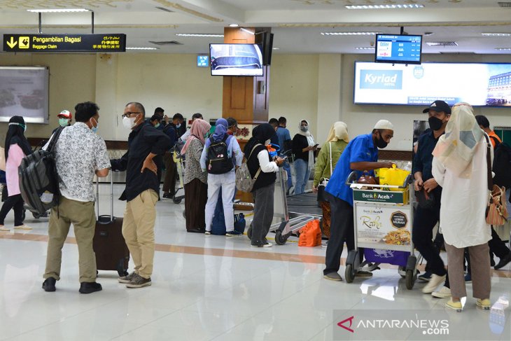 BANDARA SIM TINGKATKAN PROKES  PASCABERAKHIRNYA LARANGAN MUDIK