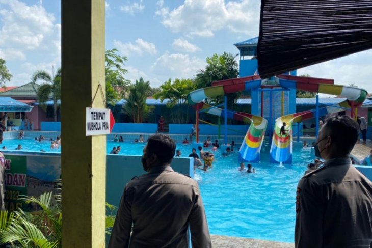 Dua kolam renang di Deliserdang ditutup karena langgar prokes