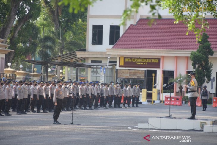 Personel Polda Jambi disebar ke TPS untuk kawal Pemilihan Suara Ulang, 27 Mei 2021
