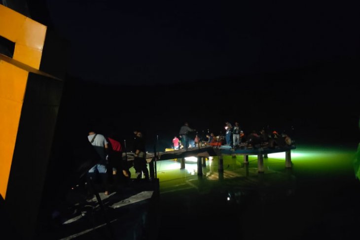 Lima wisatawan tewas akibat dermaga Danau Kandi Sawahlunto runtuh
