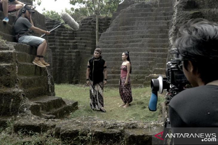 Lydia Kandou bintangi serial antologi horor