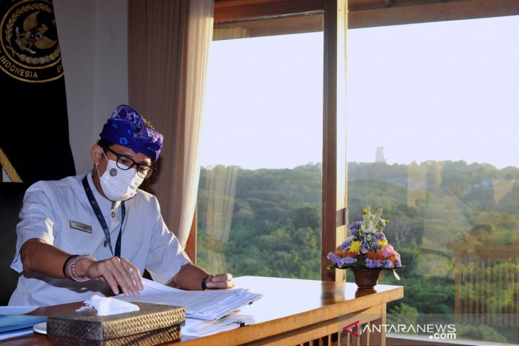 Kemenko Marves keliling sosialisasikan program Kerja dari Bali
