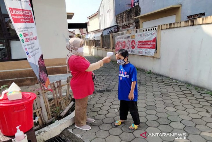 PMI edukasi pentingnya mencuci tangan cegah penyebaran COVID-19