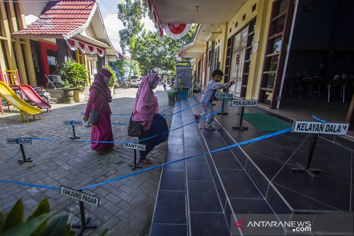 Tes COVID-19 Bagi Petugas Pilgub Ulang Di Kalsel