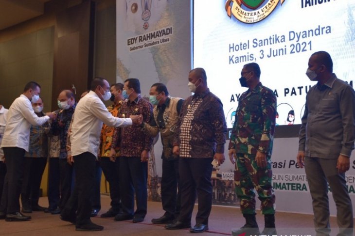 Wali Kota Padangsidimpuan hadiri rapat perubahan RPJMD Sumut