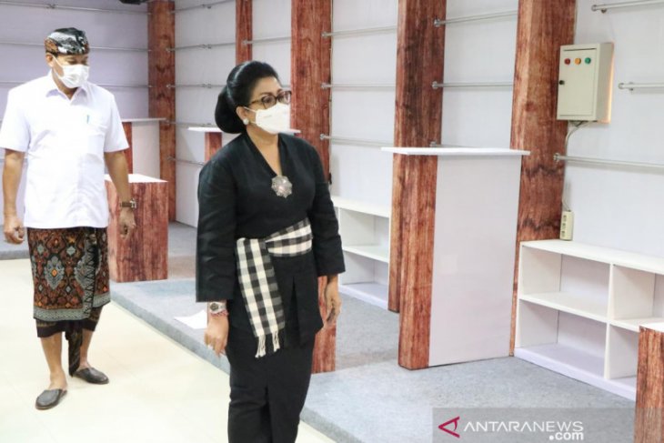 Dekranasda Bali minta perajin jangan hanya kejar keuntungan