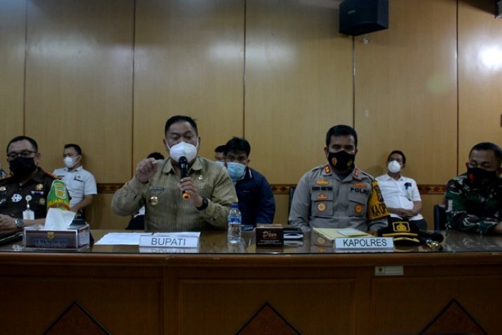 Dairi status resiko tinggi penyebaran COVID, Ketua Satgas: Pesta ditunda dulu