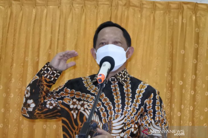 Mendagri minta kantor di zona merah COVID-19 diminta WFH 75 persen