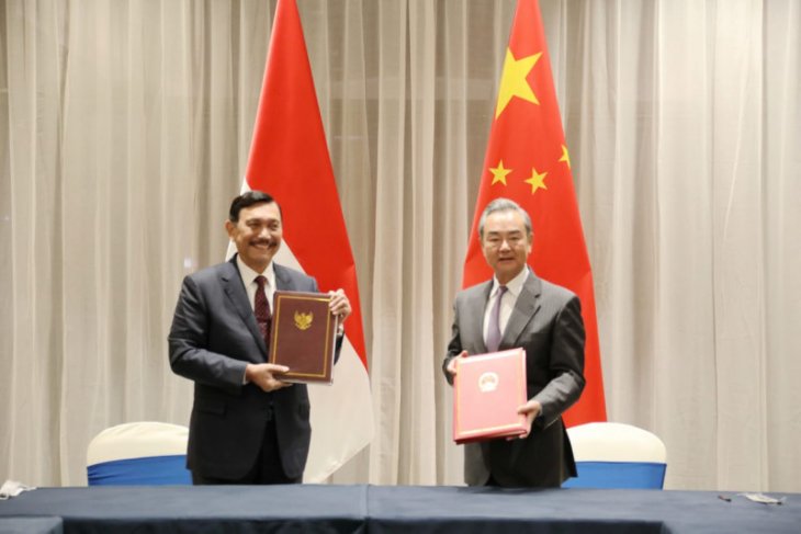 Luhut terbang ke China, perkuat kerja sama strategis