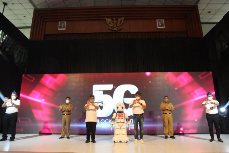 Telkomsel kembali luncurkan layanan Telkomsel 5G di Telkom University, Bandung