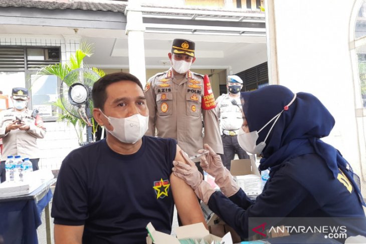 Kesadaran masyarakat kendala capaian target sasaran vaksinasi COVID-19 Tapsel