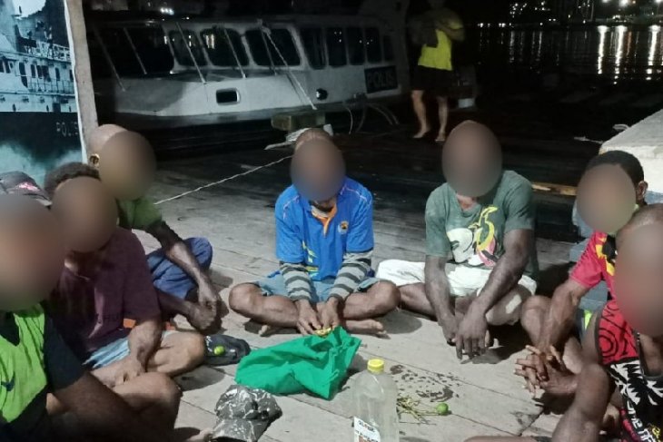 Patroli Dirpolair Polda Papua tangkap tujuh WN PNG
