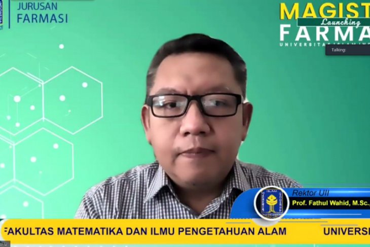 UII mendorong pengembangan obat modern asli Indonesia