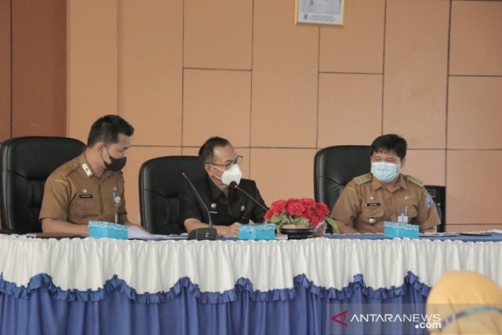 Kelurahan Kandangan Kota dan Sungai Kupang wakili HSS lomba desa